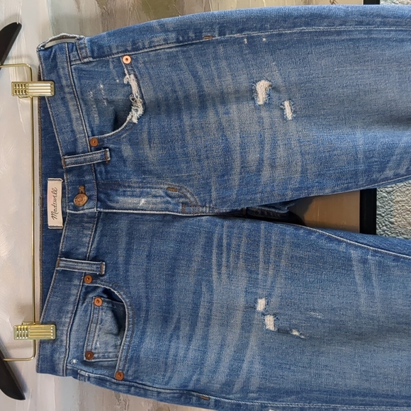 Madewell Distressed Cropped "The Slim Boyfriend" Light Blue Mid Rise Size 25 - Picture 3 of 11